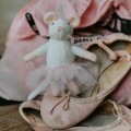 BT140004_MHSJ_PLUSH_ELLA_AMBIANCE_03.jpg